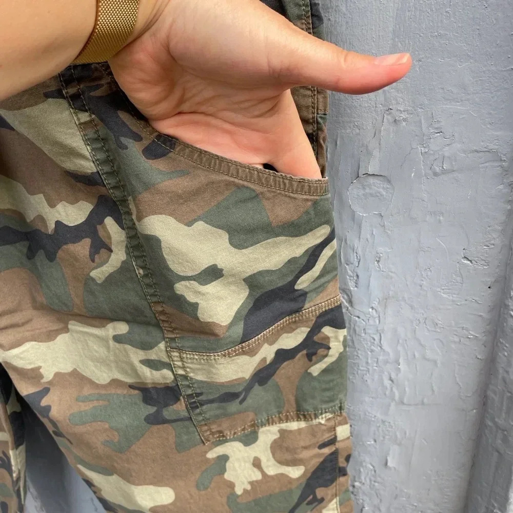 NOT FOR SALE Sanctuary Camoflage Straight Chinos, size 26 - Picture 7 of 9